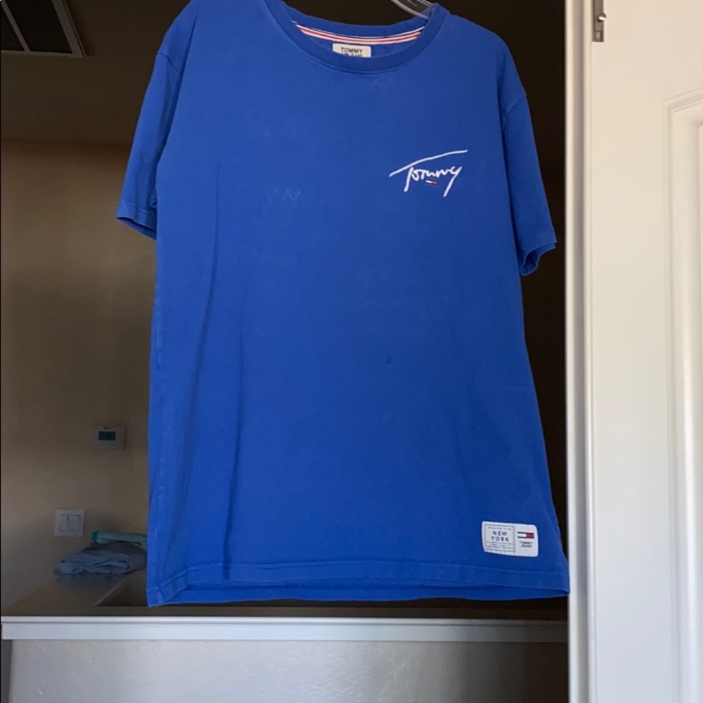 Men’s Large Tommy Hilfiger shirt